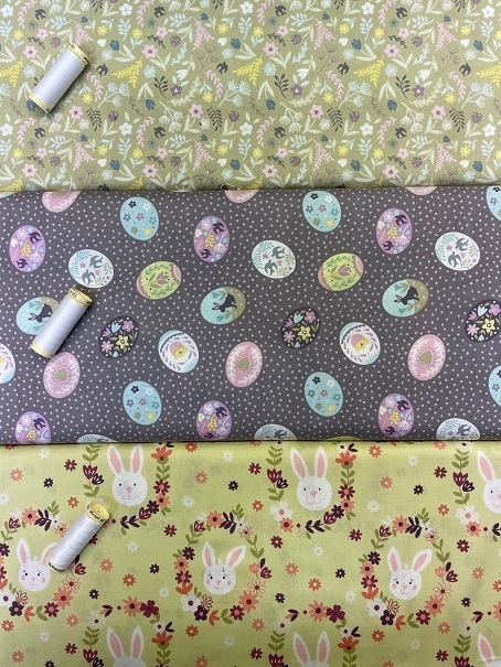 Background pattern
Description automatically generated